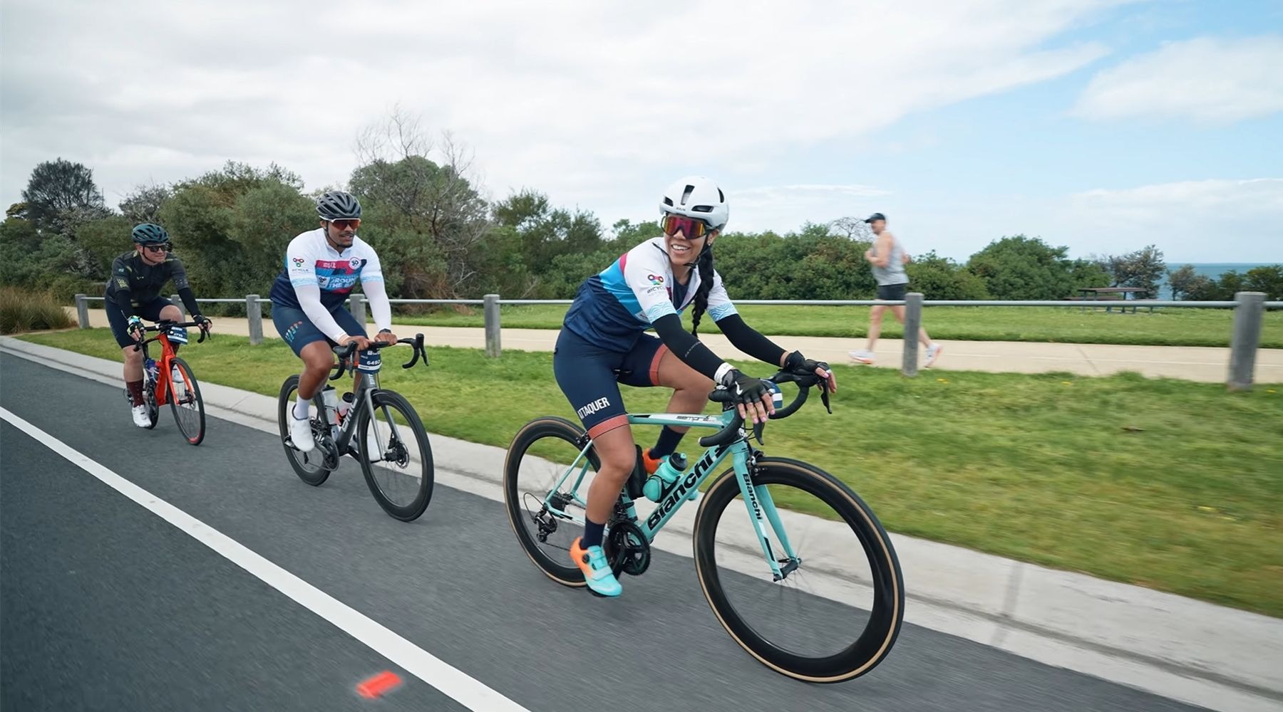 Duurzame fietstruien: QIYI's innovatie in milieubewuste prestatiekleding